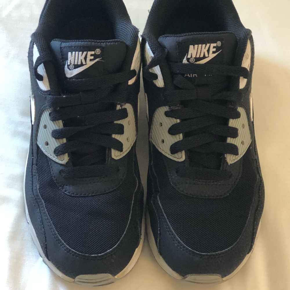 Nike Womens Air Max 90 Essential 616730-012 Black Running Shoes Lace Up Size 8